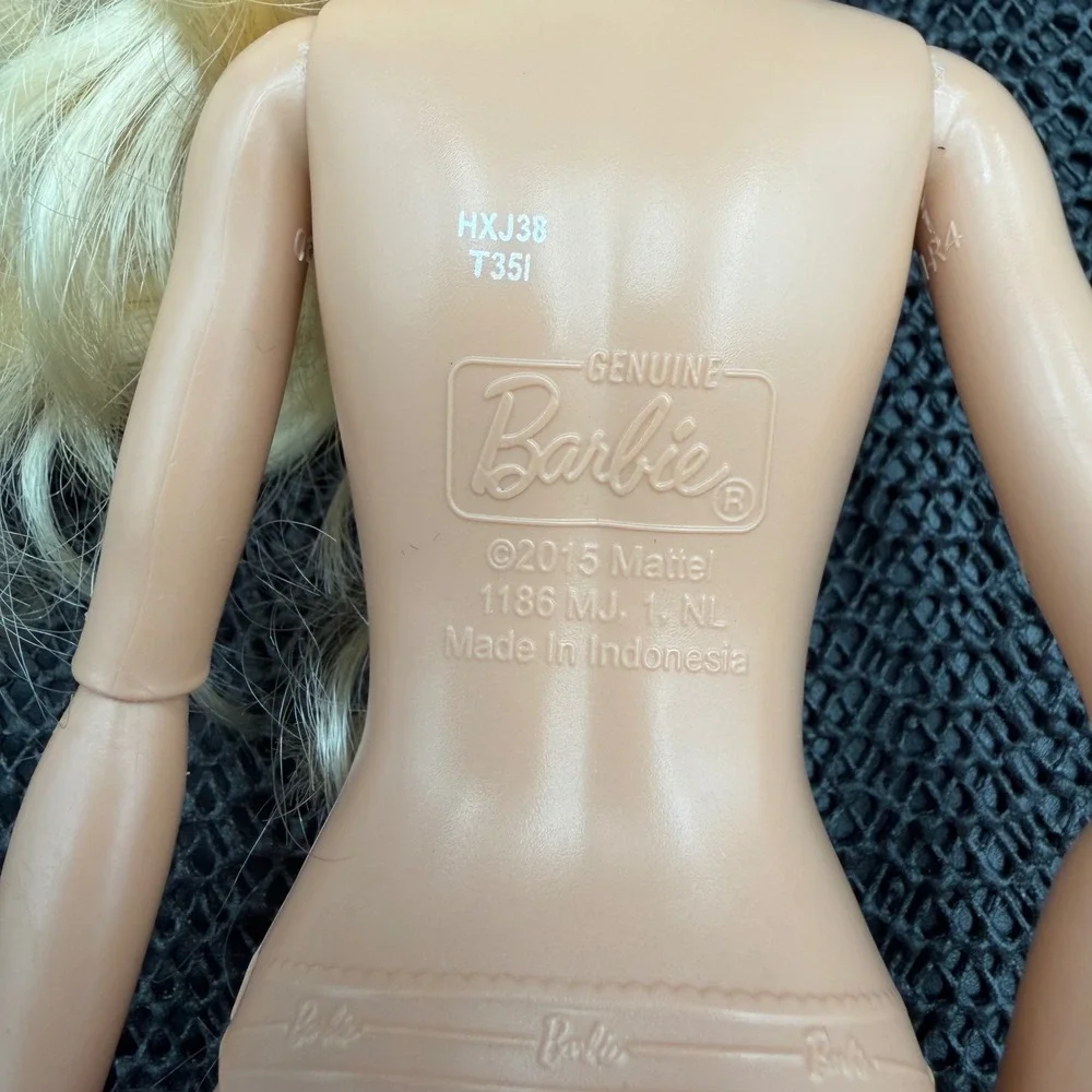 Barbie HXJ38 Blonde Articulated Doll Green Pink Floral Dress Mattel